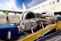 Lidostas "Rīga" darbinieki apzog Ryanair pasažieru somas