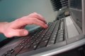 Policija aizturējusi pedofilu, kas ilgus gadus darbojies interneta vidē