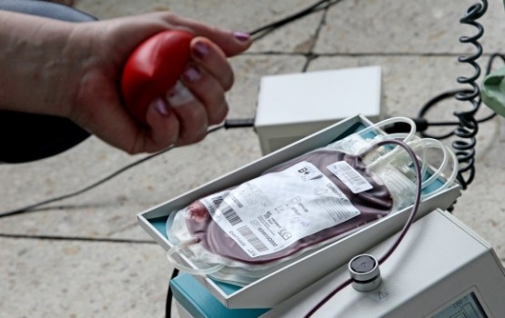 Asinsdonoru cents aicina atsaukties 0 rēzus negatīvo asins grupu donorus