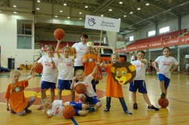 Daugavpils 12.vidusskolas pirmsklasnieku pirmie soļi basketbolā