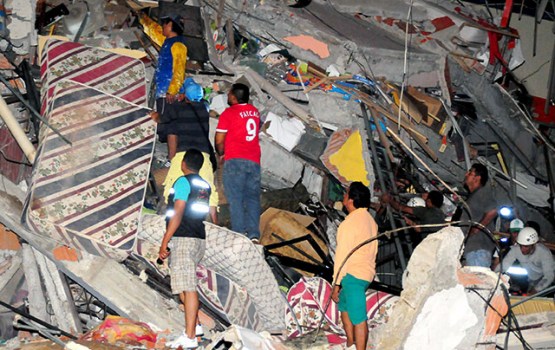 Zemestrīcē Ekvadorā vismaz 77 bojāgājušie