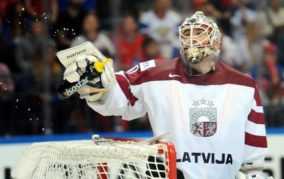 Latvijas hokeja izlasei neizdodas 'atslēgt' Krievijas vārtus