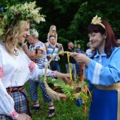 Baltkrievu “Kupaļinka” uzstājās “Kupalle” svētkos Polockā 