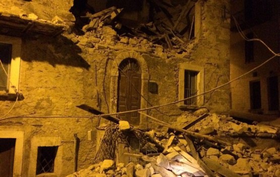Itālijas vidienē notikušajā zemestrīcē desmit bojāgājušie