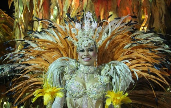 Riodežaneiro ikgadējo karnevālu apsargās 9000 karavīri