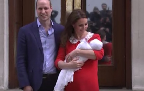Kembridžas hercogu pāris parāda pasaulei savu trešo bērniņu