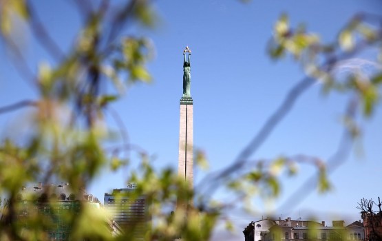 Ap plašiem pasākumiem svin Latvijas neatkarības atjaunošanas gadadienu