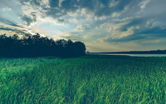 Svētdien mākoņi daļēji aizklās debesis