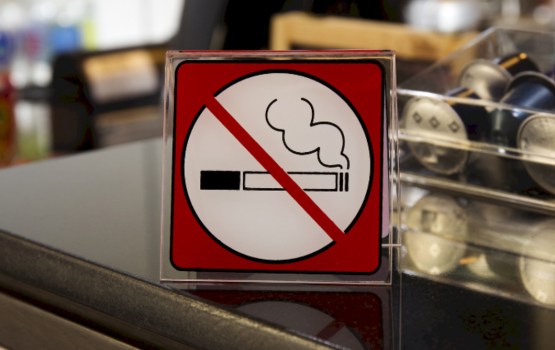 Indīgie dūmi jeb Kāpēc “pasīvie” smēķētāji riskē ar savu veselību ne mazāk kā aktīvie? 