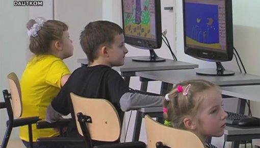 Informātika pirmklasniekiem (video)