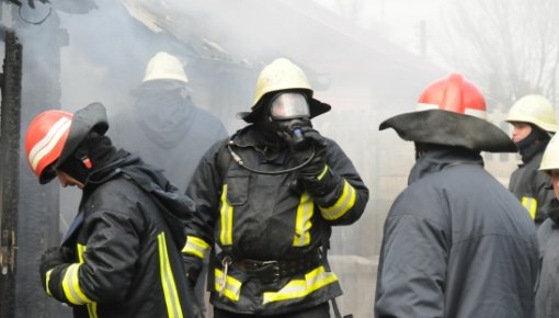 Daugavpils novadā aizdegusies kāda ferma
