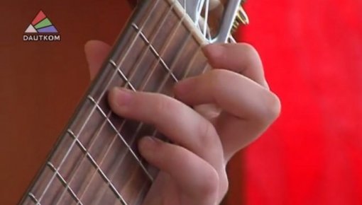 Daugavpilī notika ģitāristu konkurss "Dolce guitara" (video)