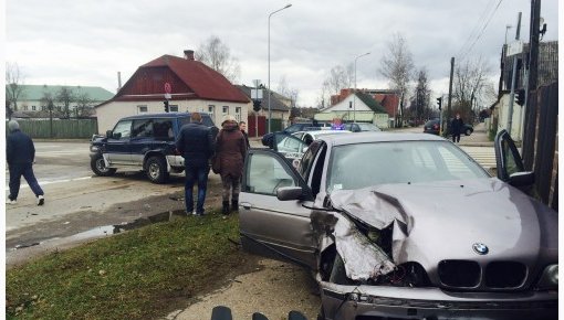 Autovadītāji izvairās no "guļošiem policistiem"