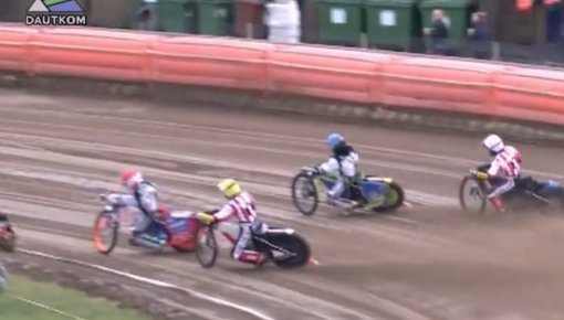 Sporta ziņas: spīdvejs, telpu futbols un volejbols (video)