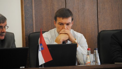 Priekšsēdētāja vietnieka Pētera Dzalbes biznesa tumšā puse