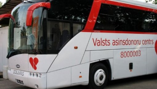 Valsts asinsdonoru centrs lūdz atsaukties donorus