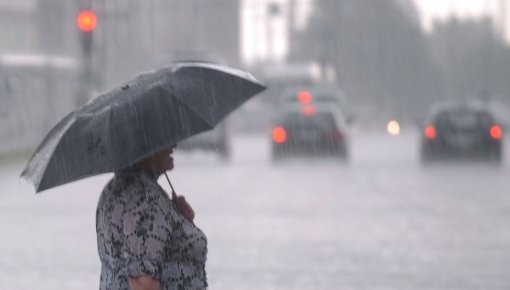 Pirmdien bijušas šīs vasaras līdz šim stiprākās lietusgāzes