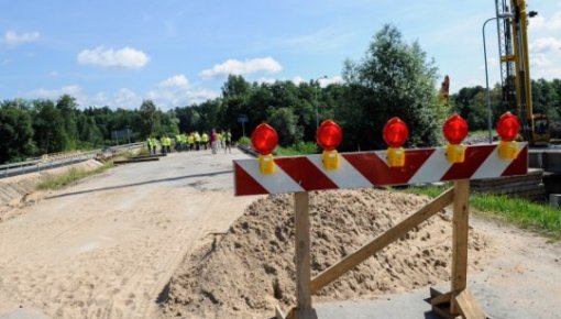 LVC pastiprināti uzrauga ceļu būvniecības kvalitāti