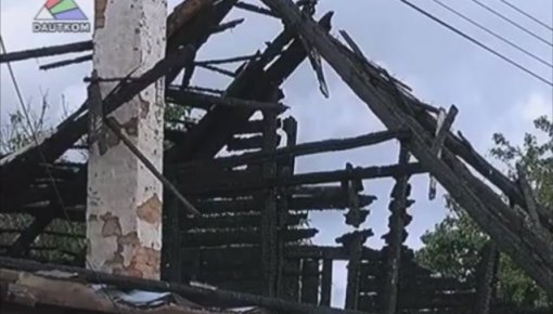 Bīstamā kaimiņu būšana Grodņas ielā (video)