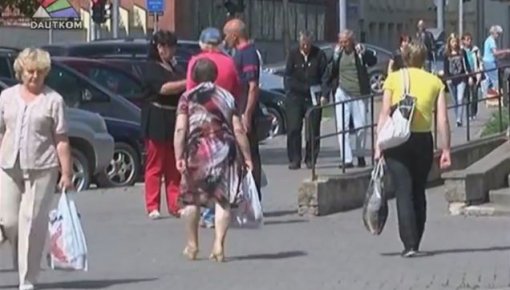 Kā nenokavēt naturalizācijas iespēju? (video)