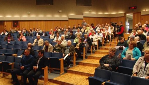 Notika seminārs par māju siltināšanu (VIDEO)
