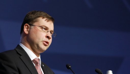 Ekspremjers un eirokomisārs Dombrovskis uzstāsies ar vieslekciju par eirozonas nākotni