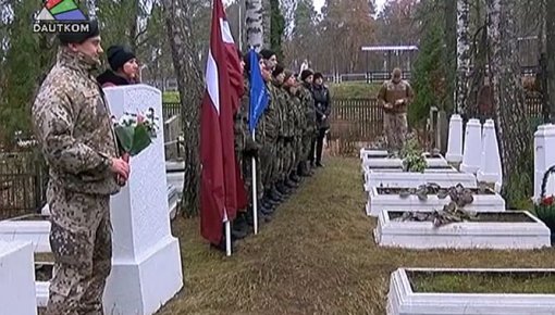 Daugavpilī godina par Latvijas brīvību kritušo karavīru piemiņu (video)