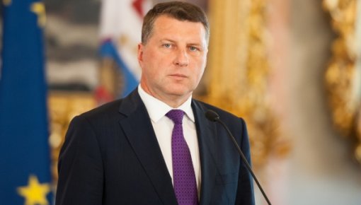 Vējonis Jaunajā gadā vēl drosmi un atgādina: mūsu valsts esam mēs paši