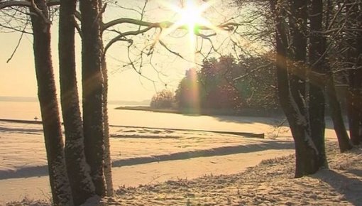 Glābēji brīdina: staigāt pa ledu nedrīkst!