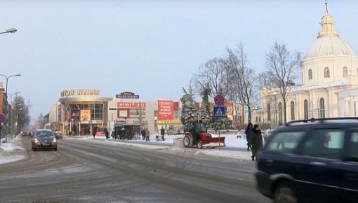 Kas un kāpēc mēģina vilcināt pilsētas budžeta pieņemšanu