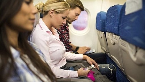 8 lietas, kas jāizdara, ieņemot vietu lidmašīnā