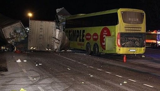 Autobusa avārijā Igaunijā gājis bojā Latvijas pilsonis