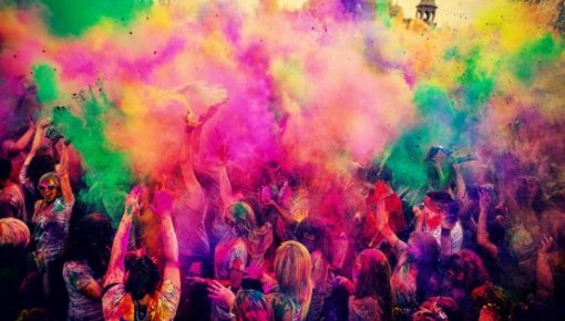 «HOLI krāsu skrējiens» pirmo reizi Daugavpilī!