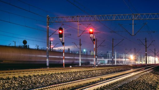 Lietuvas dzelzceļa kompānija šodien parakstījusi līgumu par "Rail Baltica" izpildes un finansēšanas nosacījumiem