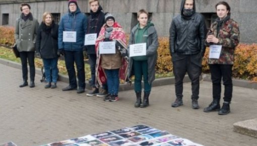 Studenti līdz galam netic solījumiem par budžeta vietu skaita saglabāšanu