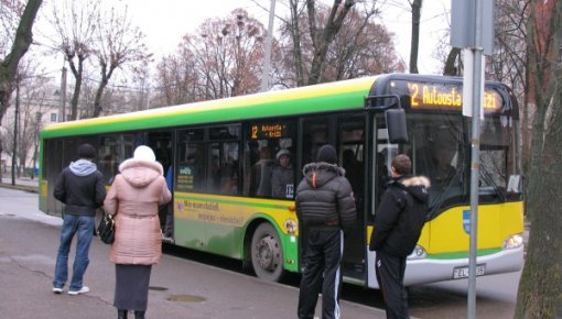 Pieņēma lēmumu par bezmaksas braukšanu sabiedriskajā transportā