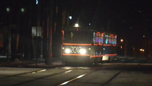 Tramvaju un autobusu kustība Ziemassvētkos un Jaunajā gadā