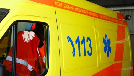 Slimnīcā nogādāti četri salūta laikā traumas guvušie, tai skaitā divi bērni