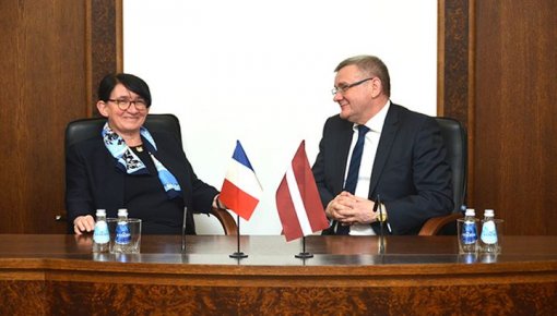 Daugavpilī ieradusies Francijas vēstniece Odile Supizona