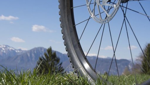 Velosezonas atklāšanas ballīte Lobby bārā!