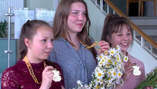 Daugavpils skolnieces ieguva zeltu "GENIUS Olympiad" konferencē ASV