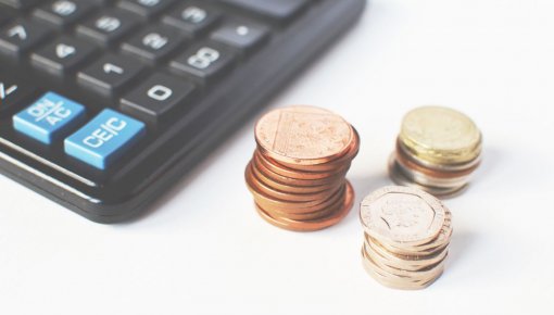 Banku analītiķi jūnijā Latvijā gada inflāciju prognozē 2,8-3% apmērā