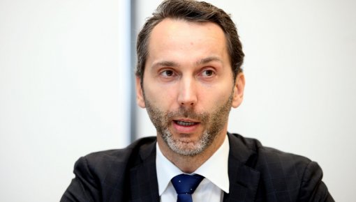 Amatu atstās KM Mediju politikas nodaļas vadītājs Roberts Putnis