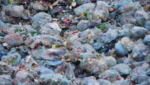 Kenijā aizliedz plastmasas maisiņus; pārkāpējiem draud cietumsods