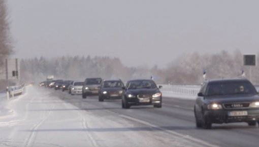 Motora rallijs pret nodokļiem (VIDEO)