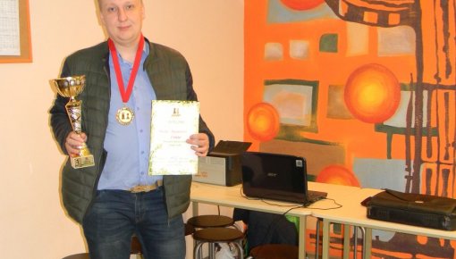 „Daugava Chess” Pavasara kausa izcīņā ātrajā šahā Arvīds Andrejevs uzrāda simtprocentīgu rezultātu.