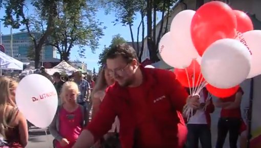 “Dautkom” tradicionāli iepriecina iedzīvotājus pilsētas svētku ietvaros (VIDEO)