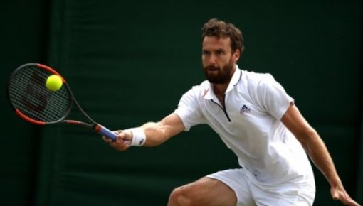 Gulbis tuvojas ATP labāko simtniekam