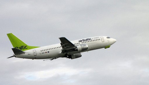 AirBaltic palielina rokas bagāžas izmērus (precizējums)