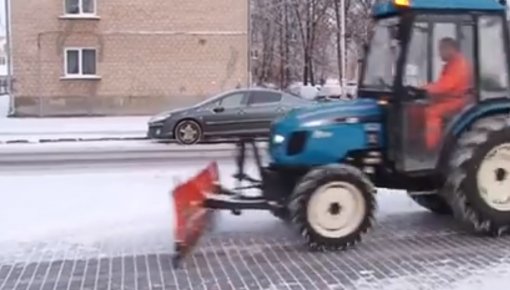 Komunālie dienesti ir gatavi operatīvi uzkopt ielas brīvdienās (VIDEO)